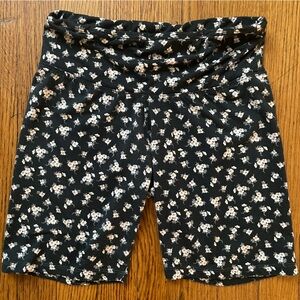 Splash Bottoms Ditsy Floral Patterned Bike Shorts